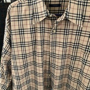 Men’s vintage Burberry dress shirt (size L).
